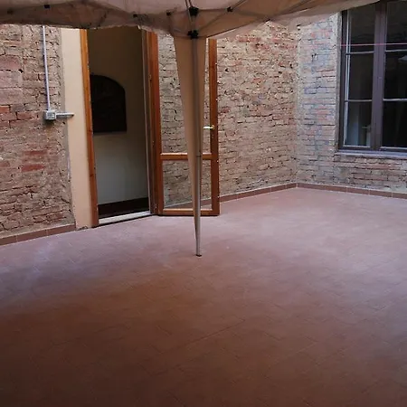 Casa Dei Servi *